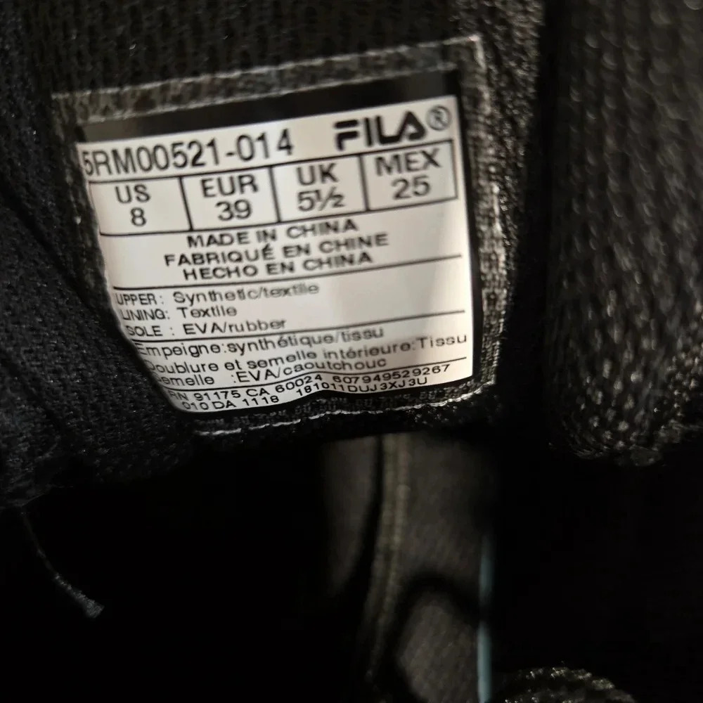 FILA Black Classic Sneakers – Stylish Comfort for Everyday Wear - Picture 11 of 11
